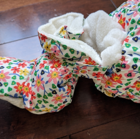 BabyGap Warmest down bunting - Picture 5 of 8